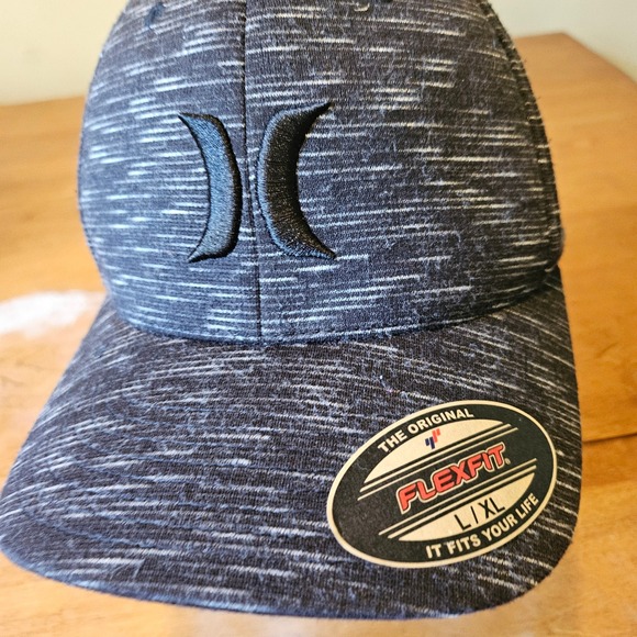 Hurley Other - Hurley Flexfit Hat Mens L/XL Black Grey Space Dye Embroidered Logo HNHM0001-LX